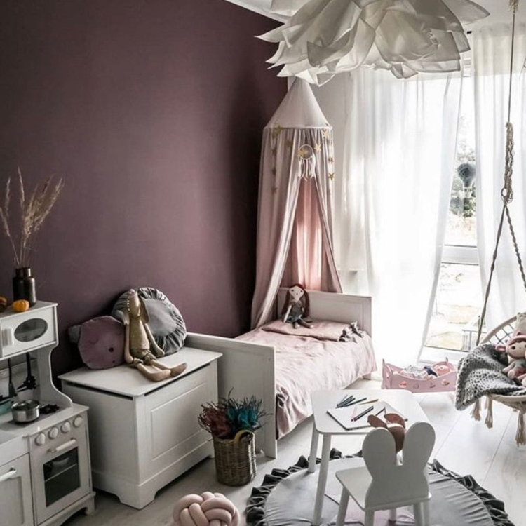 białe łóżeczko dziecięce Marylou 140x70 z funkcją tapczanika, eleganckie łóżeczko dla dziecka z wyjmowanymi szczebelkami i opcją sofy