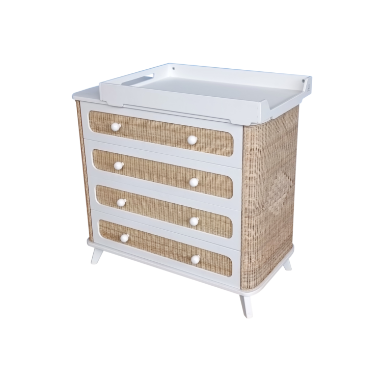 Komoda rattanowa Neige Coquillage z 4 szufladami, ręcznie plecionymi panelami, systemem cichego domyku, idealna do sypialni i pokoju dziecka.