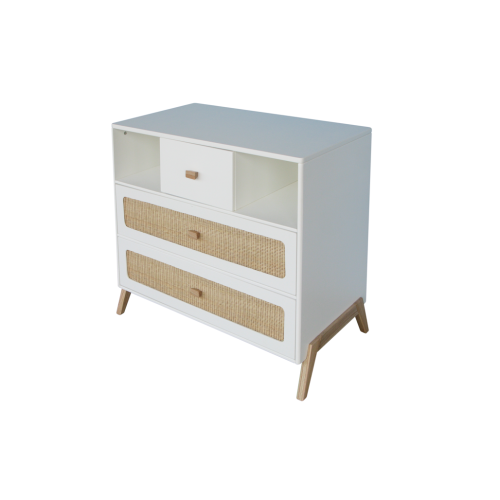 Komoda do pokoju dziecka Rattan - Neige Marelia – elegancka i solidna komoda z rattanowymi panelami, idealna do pokoju dziecięcego lub nastolatka.