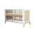 Łóżeczko Rosnące Z Dzieckiem Rattan 60 X 120 - Neige Marelia – eleganckie, funkcjonalne łóżeczko dla dzieci z panelami z rattanu.