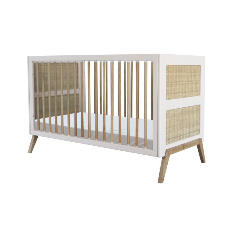 Łóżeczko Rosnące Z Dzieckiem Rattan 70 X 140 - Neige Marelia – eleganckie łóżeczko z panelami z rattanu, które rośnie razem z dzieckiem.