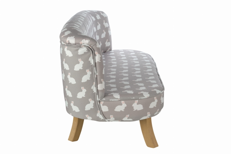 sofa kanapa beżowa do pokoju dziecka