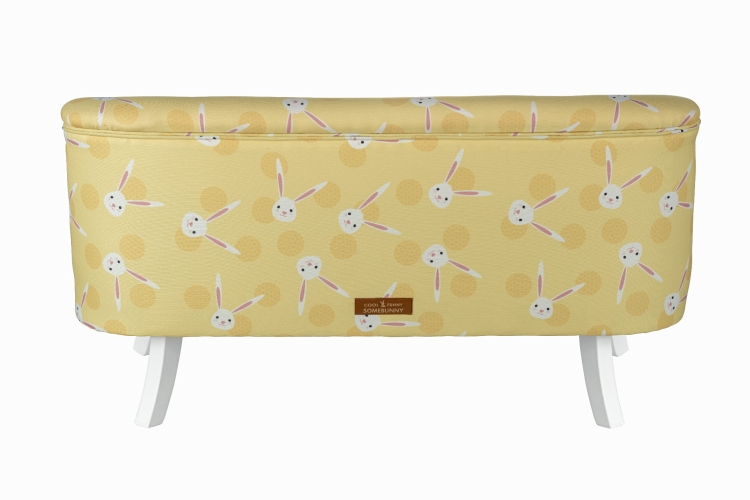 żółta sofa do pokoju dziecka