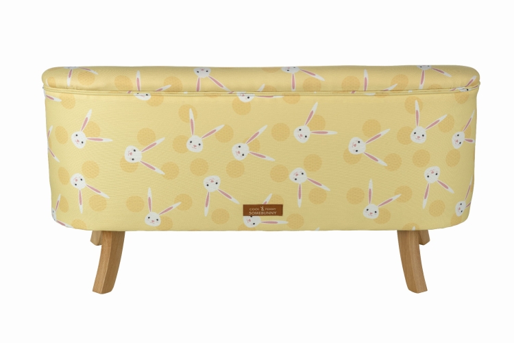 żółta sofa do pokoju dziecka